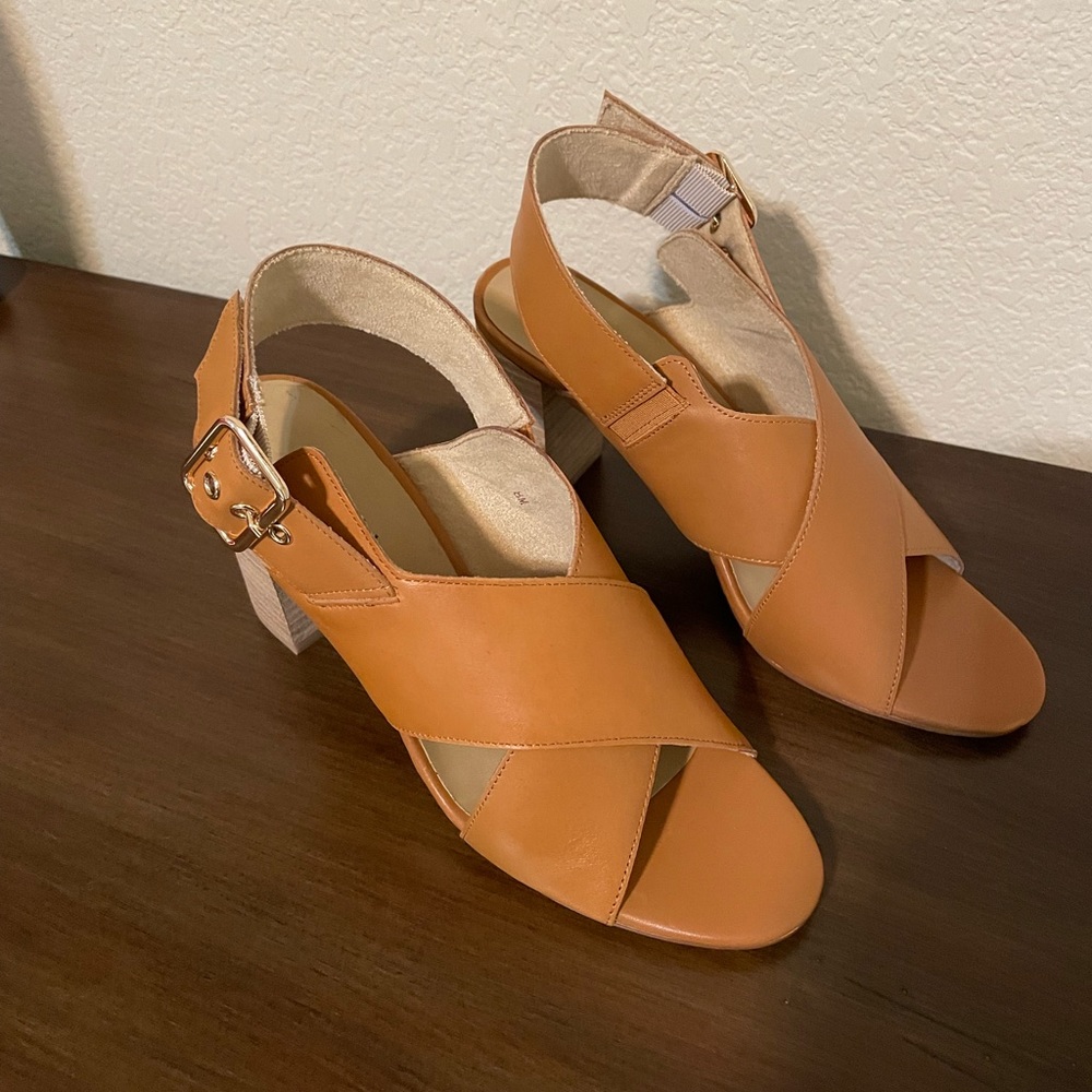 Vaneli BABE CUOIO CALF Sandals - NWT - Picture 2 of 7